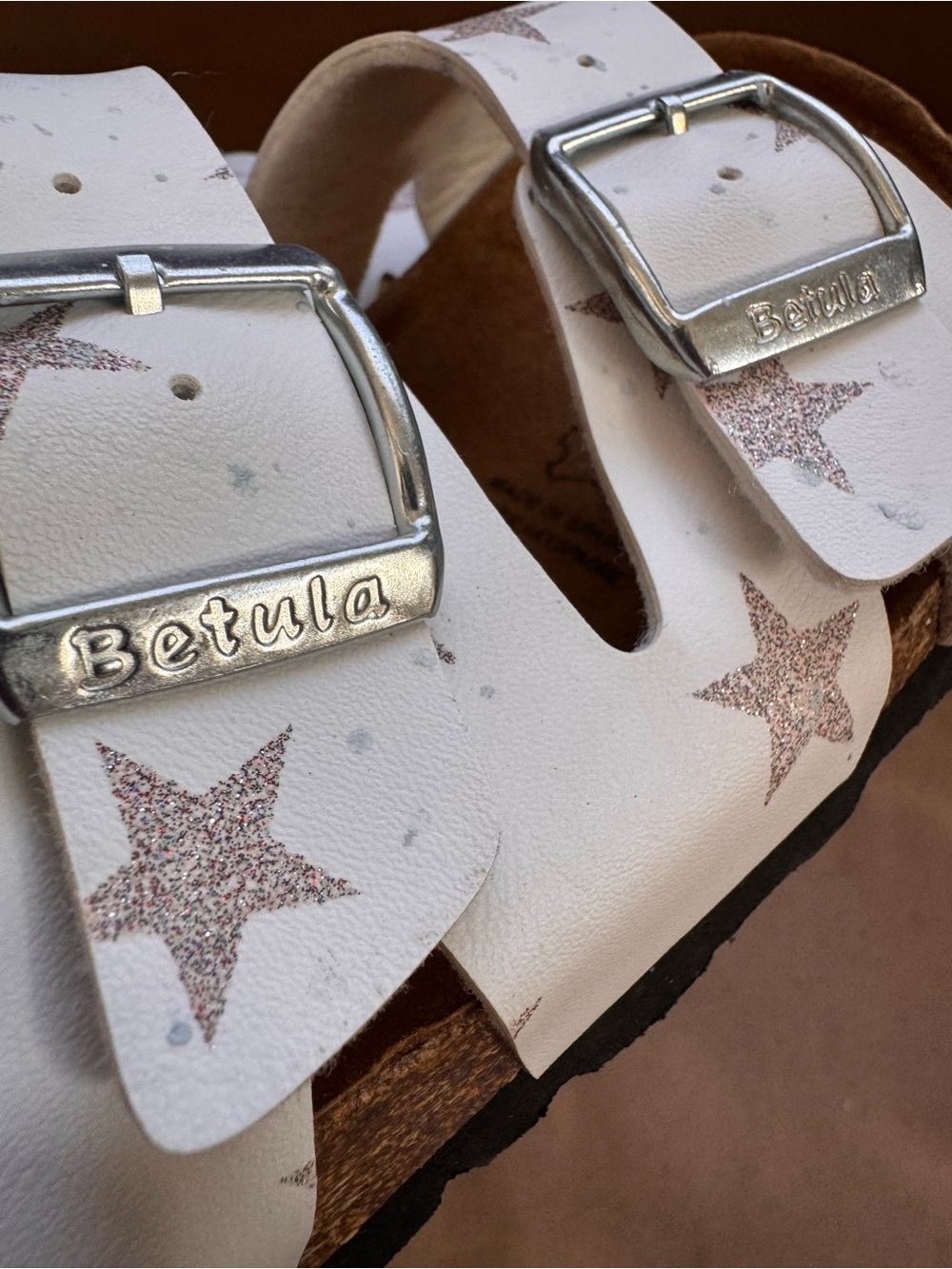 Betula by Birkenstock White Arizona Synthetic Star Sandals. EU 36/US 6 Narrow - Picture 6 of 7